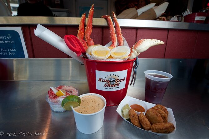 Ultimate Whale Watch and Tracy's Crab Shack Combo - Starting Point: Convenient Meeting at Goldbelt Tram