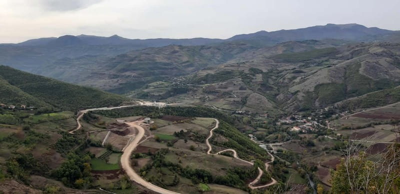 UNESCO Heritage Tour: Ancient Lin & Royal Tombs of Selca - Exploring the Lin Peninsula and Early Christian Basilica