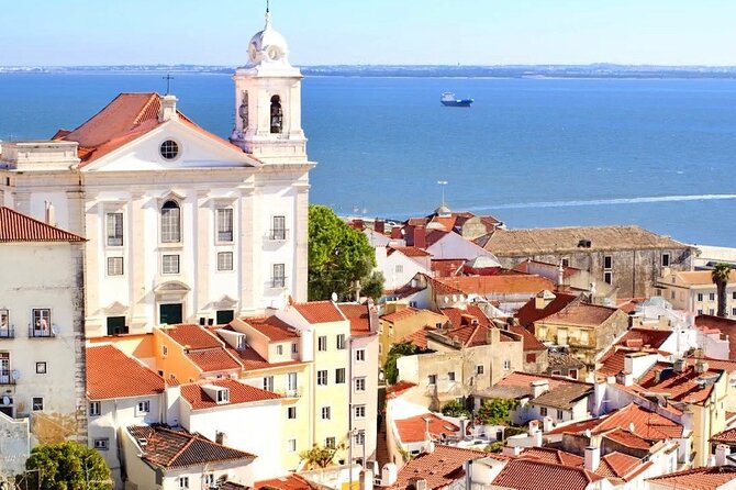 Unforgettable 3 Hours Lisbon City Tour with Tuk Tuk - Starting Point and Duration Details