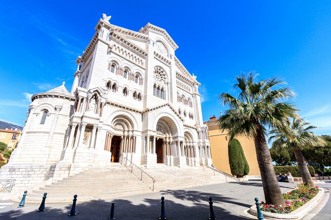 Unique Heritage of Monaco - Walking Tour - The Prince’s Palace and Changing of the Guard