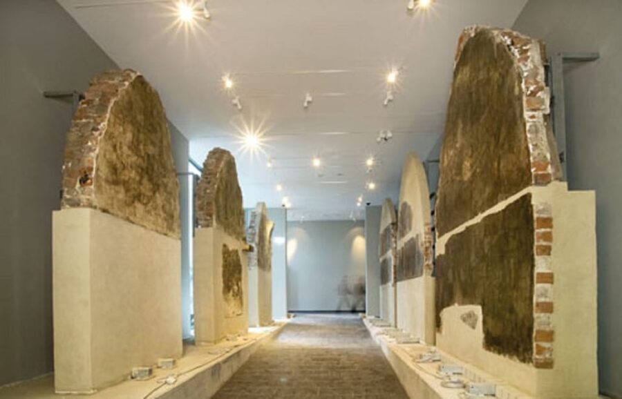 University of Leipzig: Guided Campus Walking Tour - Visiting the New Augusteum and Paulinum