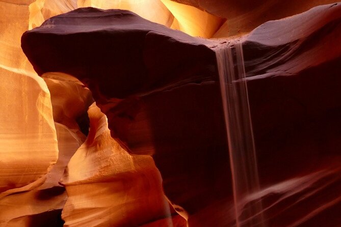 Upper Antelope Canyon, Horseshoe Bend from Vegas, Lunch, FreeWiFi - Exploring Antelope Canyon with Navajo Guides