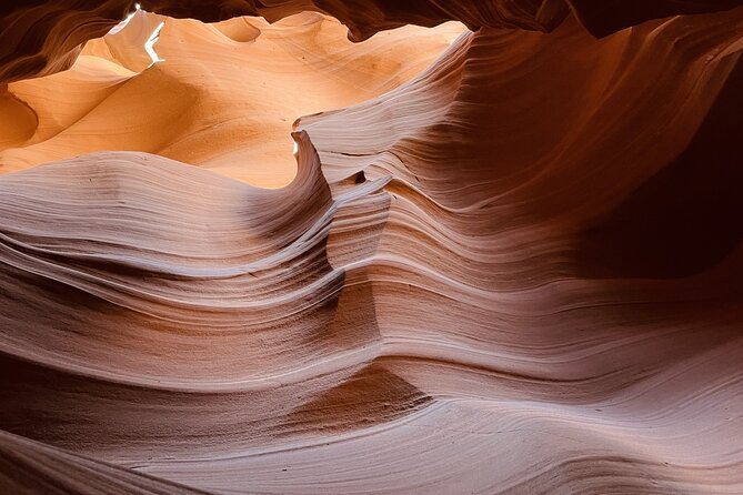 Upper Antelope Canyon Sightseeing Tour with Entry Ticket - Climbing Over the Canyon’s Top Using Metal Ramps and Stairs