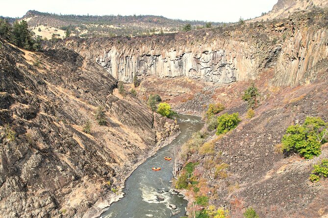 Upper Klamath- Wards Canyon- HALF DAY - The Thrill of Paddling Class I to IV Rapids