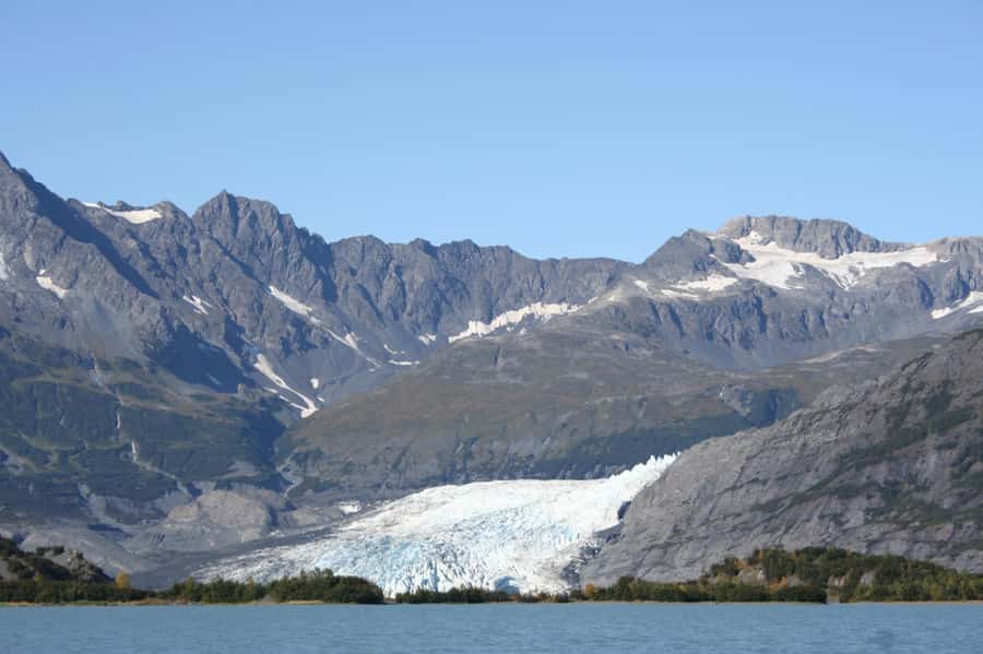 Valdez: Shoup Glacier Kayak Tour with Motor Boat Ride - Scenic Motor Boat Ride to Shoup Bay for Glacier Views