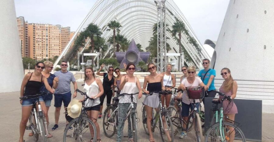 Valencia: 3-Hour City Bike Tour - Cycling Through the Turia Gardens and Modern Icons