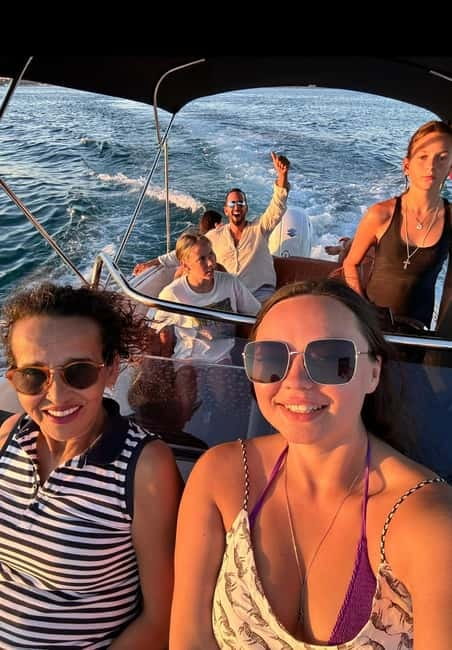 Valencia: Boat rental without license - Departure Location at Berth N 1 in Valencia