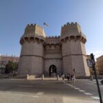 Valencia: Medieval Guided Walking Tour - Starting Point at Plaza de la Virgen and Initial Orientation