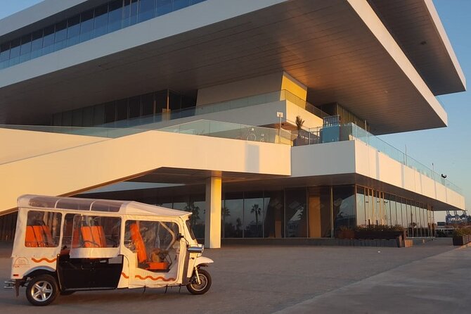 Valencia: Tuk Tuk Modern Tour - Exploring La Marina and Valencia’s Beaches