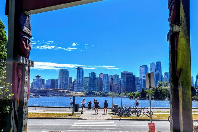 Vancouver Sightseeing Best Day Tour Private - Discovering Vancouver’s Bustling Chinatown and Shopping Streets