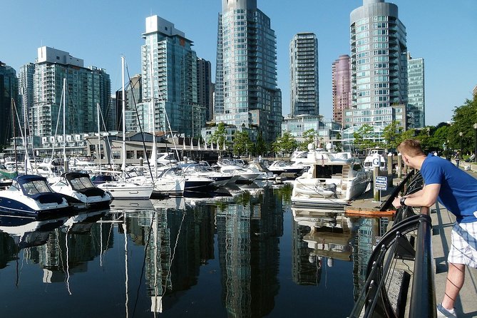 Vancouver Walking Tour: Hidden Gems - Exploring Kitsilano Beach and Vanier Park