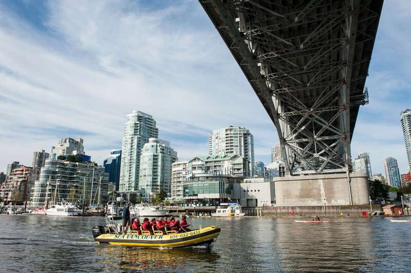Vancouver: Waterfront Sightseeing Tour - City and Harbour - Zooming Through Vancouver Harbour and English Bay