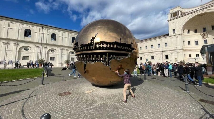 Vatican Museum & Sistine Chapel Guided Tour skip the line - Meeting Point and Ticket Redemption