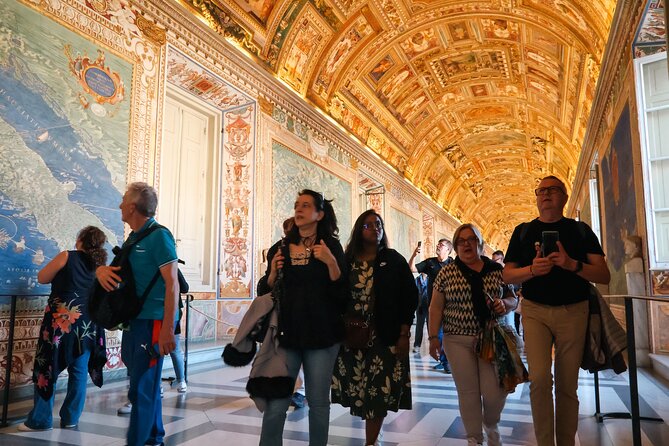 Vatican Museums and Sistine Chapel Fast Track Ticket - Visiting the Sistine Chapel with Priority Access