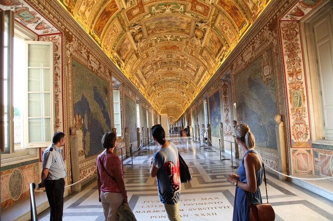 Vatican Museums, Sistine Chapel Skip the Line Guided Tour - Exploring the Most Famous Areas: Gallery of the Maps and Raphael Rooms