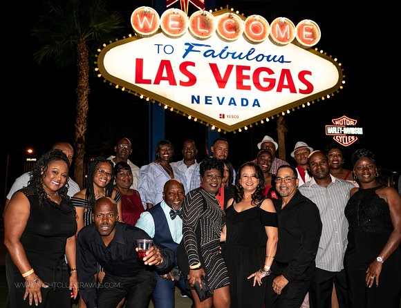 Vegas Nightclub Crawl by Party Bus w/ EZ Entry & Free Drinks - Las Vegas Nightlife on the Move: The Tour Overview
