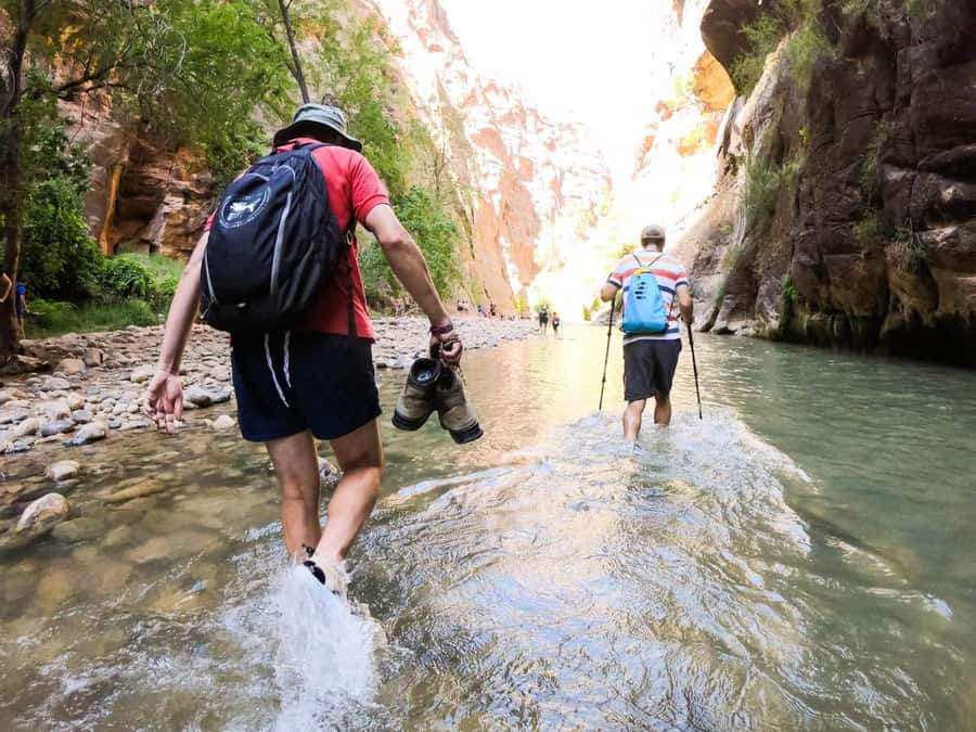 Vegas: Zion, Bryce, Monument Valley, Grand Canyon 3-Day Camp - Starting Point and Logistics in Las Vegas