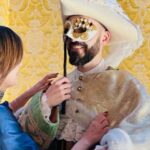 Venice: 17-18th Century Dress-Up Experience - Customizing Your Venetian Look with Accessories