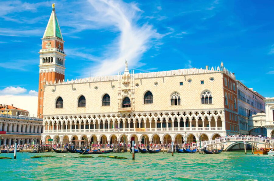 Venice City Walking Tour with an APP - Exploring Venice’s Top Landmarks with the App