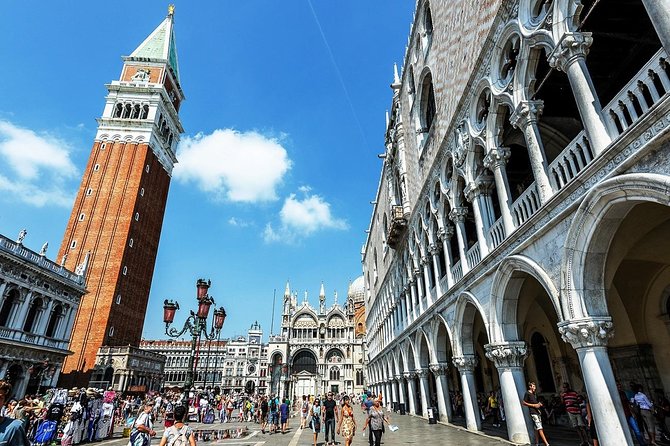 Venice, Murano, and Burano Excursion from Jesolo-Punta Sabbioni - Visiting Murano: The Art of Glass Blowing