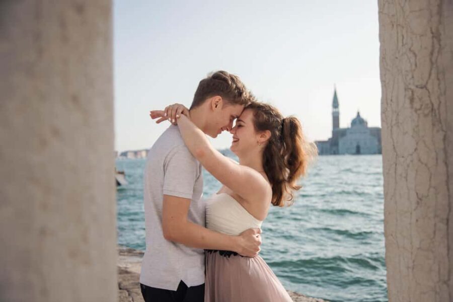 Venice: Photoshoot in Hidden Locations - Exploring Santa Maria della Salute and Punta della Dogana