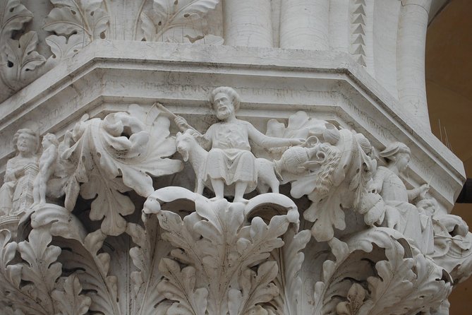 Venice Skip the Line Saint Mark's Basilica and Doge's Palace Private Tour - Exploring the Doge’s Palace: Art, Power, and Prison Cells