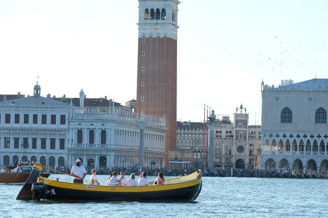 Venice Sunset Cruise by Typical Venetian Boat - Starting Point at OspedaleFondamenta Nuove