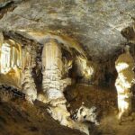 Venice to Zagreb with Postojna Cave tour - Efficient Transportation in an Air-Conditioned Minivan