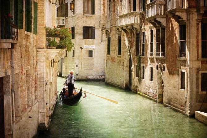 Venice Walking Tour and Gondola Ride - Exploring Venice’s Streets and Hidden Corners