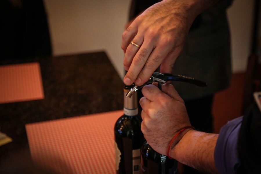 Verona: White Wine Tasting - What the Tour Offers: White Wines with a Regional Twist