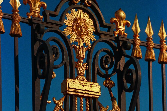 Versailles Palace with Audio Guide - The Role of the Multilingual Audio Guide