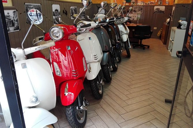 Vespa Rental in Rome 24 hours - Access to the Historic Center and Car-Restricted Areas