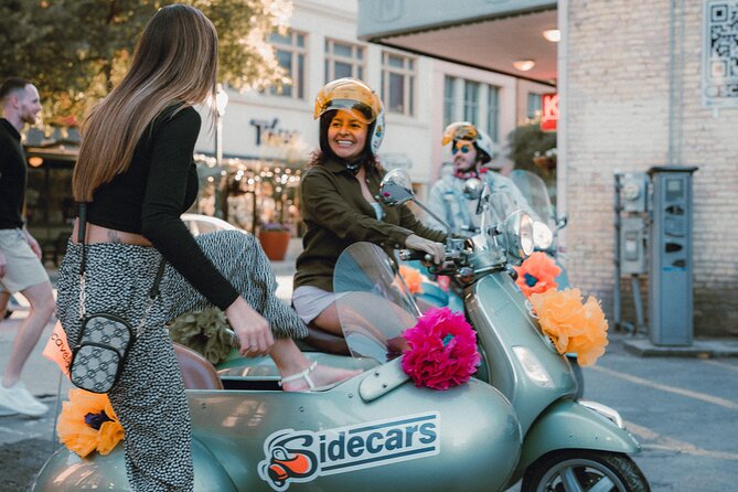VESPA SiDECAR Tour in San Antonio with Tacos - Exploring San Antonio’s Top Attractions in Sidecars