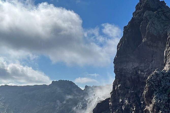 Vesuvius, V.I.P. the only Tour with Volcanological Guide - Starting the Journey at Piazzale di Quota 1000 in Ercolano