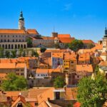 Vienna-Prague One-Way Sightseeing Tour Bus - Departure Point and Daily Schedule from Vienna