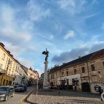 Vilnius: Walking Tour with a Local Guide - Small groups - Exploring the Office of the President of Lithuania