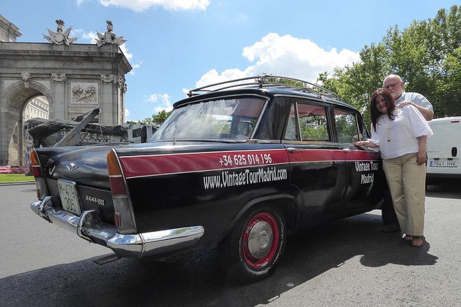 Vintage Tour Madrid Taxi 1500 - Explore Madrid’s Historic Heart in a Vintage Taxi