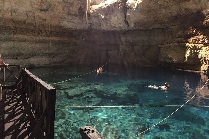 VIP Complete Tour to Tulum, Coba, Cenote and Playa del Carmen - Starting with the Highlights of Tulum Archaeological Site