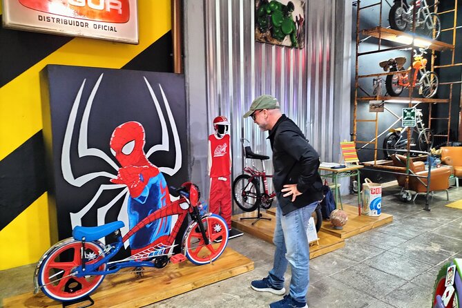 Visit Art Gallery on Wheels in Teror - Starting at Galería de Arte Sobre Ruedas in Teror