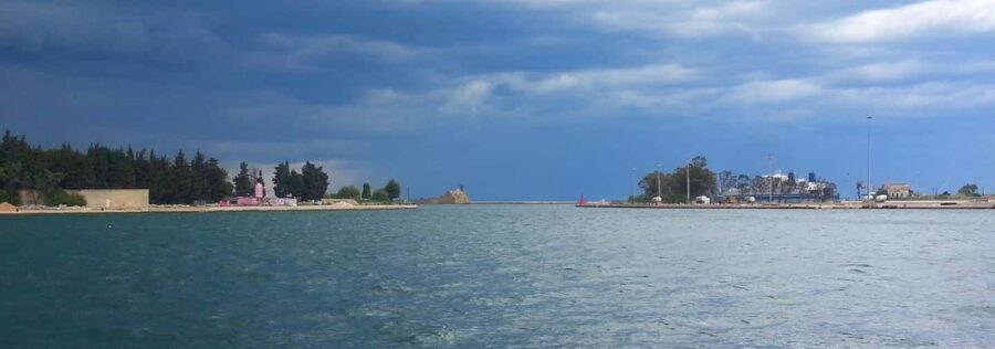 Visit Brindisi with an audio-guided tour using a professional device - Discovering Brindisi’s Main Historical Sites with Audio Guides