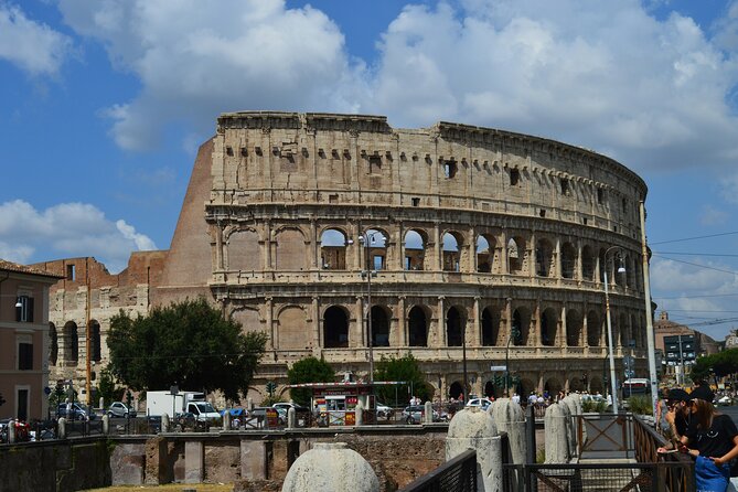 Visit Colosseum from Rome with Audio Guide - Exploring the Roman Forum and Palatine Hill