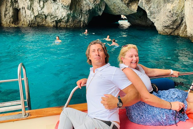 Visit Naples from cruise terminal - Exploring the Longest Street: Split Naples