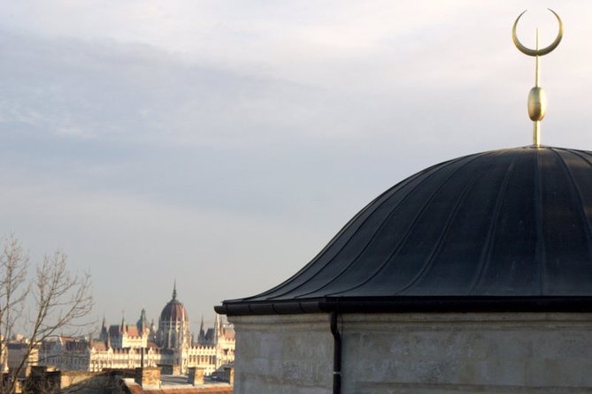 Walk and Cook Budapest - Logistics and Accessibility