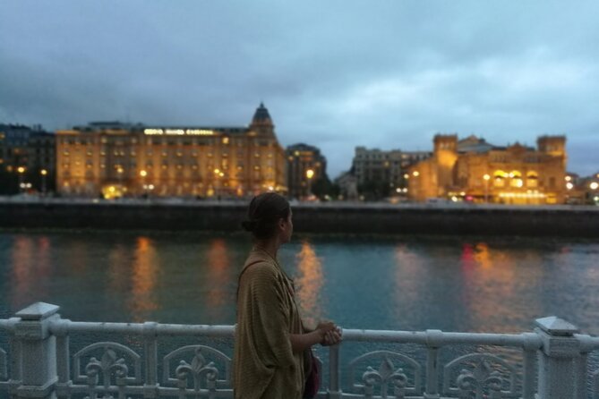 Walk and Taste San Sebastian - Sampling Local Drinks in Unique Settings