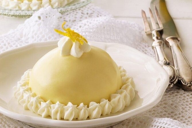 Walk to discover the flavors of Sorrento - Savoring Local Cheese and Confections