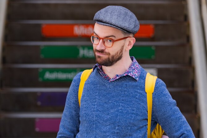 Walkin' with Colin: Chicago History-Mystery-Comedy-Tragedy Tour - The Chicago Theatre and Its Entertainment Roots