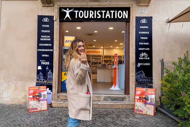 Walking City Tour: Piazza Navona, Pantheon & Trevi Fountain - The Exterior of the Pantheon