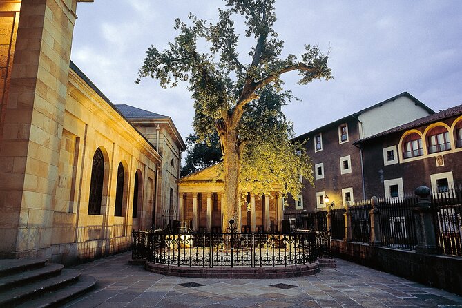 Walking Route San Juan De Gaztelugatze, Bermeo & Gernika - Gernika: A Symbol of Basque Identity and Rights