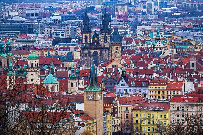 Walking through ages: 11th to 21st century, Prague flavoured - Exploring Hradcanske Namesti and Its Panoramic Views