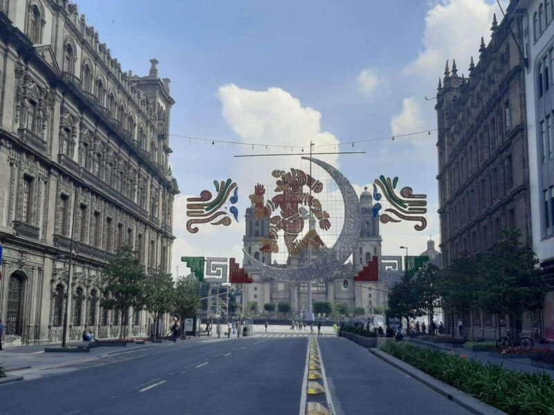 Walking tour "Historical Center. Mexico City" - Starting Point at Zócalo: Mexico City’s Main Square